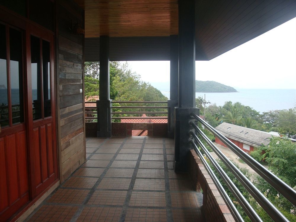 Sea Rock Resort Ko Pha Ngan Exterior photo